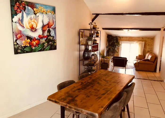 Appartement Au Dernier Etage Avec Terrasse Et Belle Vue Sur Nature Environnante