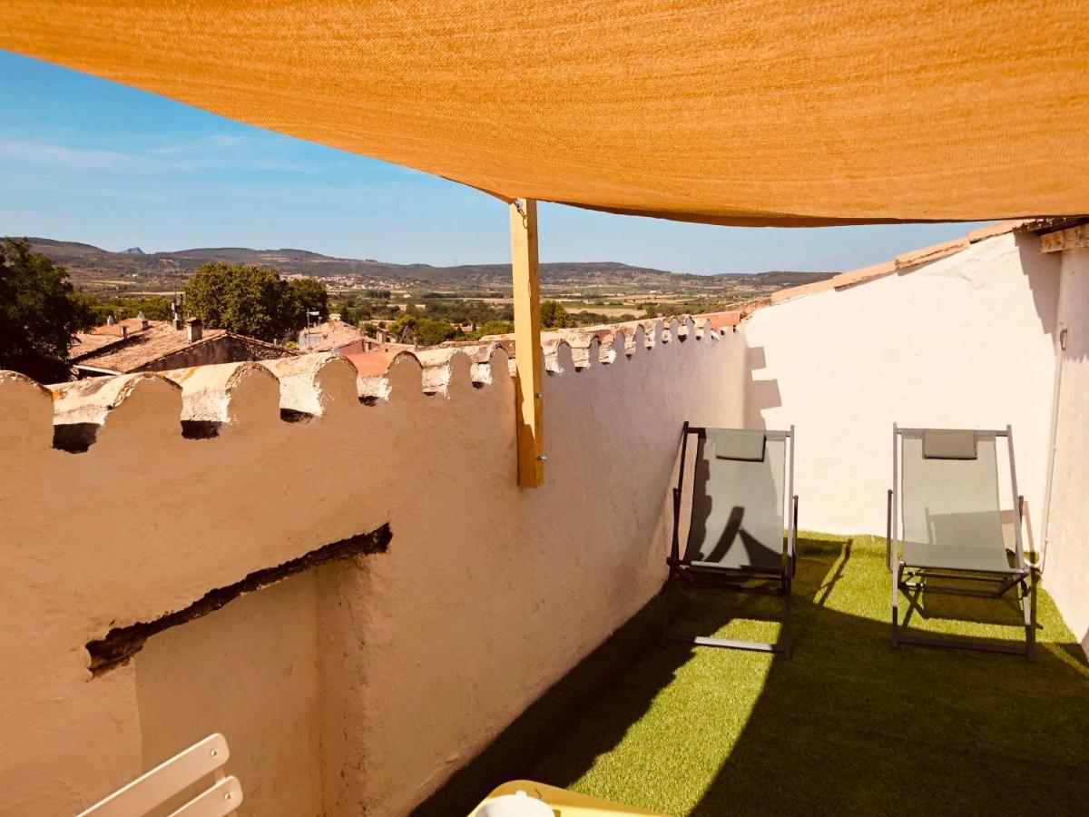 Apartment Au Dernier Etage Avec Terrasse Et Belle Vue Sur Nature Environnante Roujan